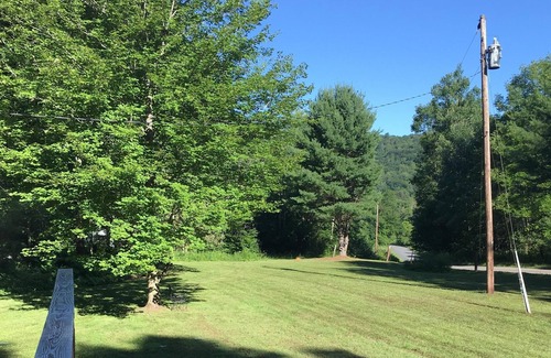 Jewett Center House | HUNTER & WINDHAM! Cozy Home in the Catskills w/Unlimited Privacy - dog friendly