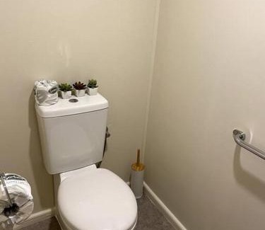 North Hobart Apartment | Hurst Cottage North Hobart x 6