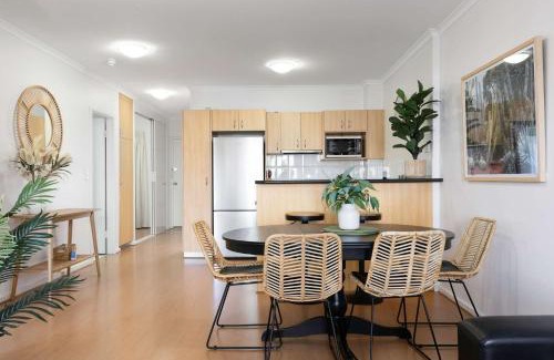 Adelaide Central Business District Apartment | Hurtle Views