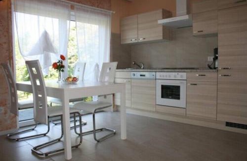 Bauerbach Apartment | HUS24 de Almno