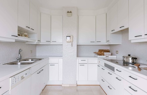 Knokke-Heist Apartment | Huswell - Apartment with lake view & common indoor pool