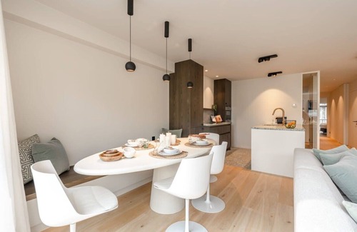 Knokke Apartment | Huswell - Delux renovated apartment in Knokke