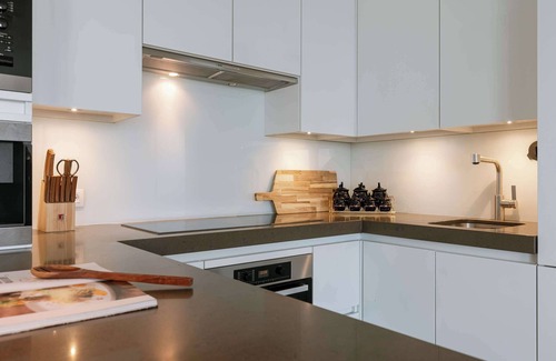 De Kaaien Apartment | Huswell - High, Luxurious Apartment with wide city view