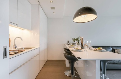 Het Zoute Apartment | Huswell - Modern apartment in centre with parking