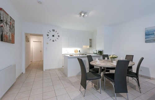 Witte Burg Apartment | Huswell - Superb apartment with private parking and sea view