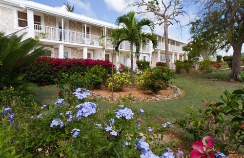 Governor's Harbour House | Hut Pointe #4 By Eleuthera Vacation Rentals