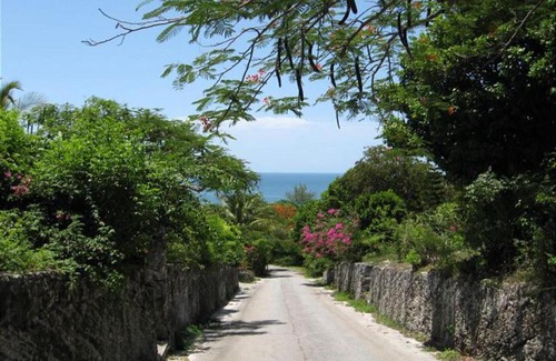 Governor's Harbour House | Hut Pointe #5 By Eleuthera Vacation Rentals