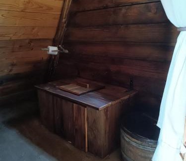 Pleine-Fougeres Ski Chalet | Hutte druidique 2 personnes