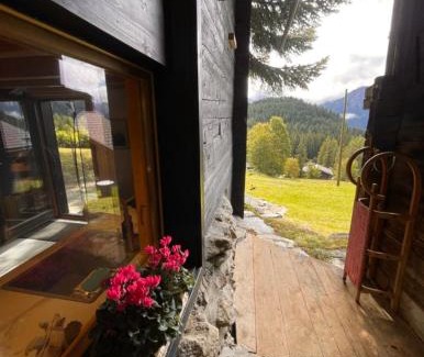 Blatten bei Naters Apartment | Hüttli Chalet with panoramic view