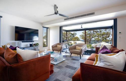 Hyams Beach House | Hyams Beach House A - Brand new lux beach Oasis