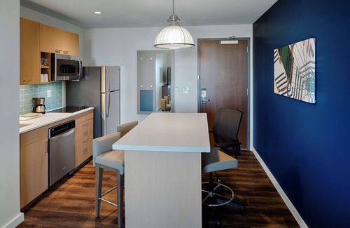 Downtown Columbus Hotel | Hyatt House Columbus OSU/Short North
