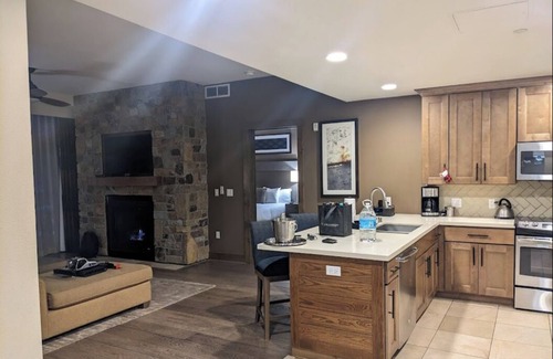 Truckee Resort | Hyatt Northstar Resort next to the Northstar Village, Ski In/Out. The Best!