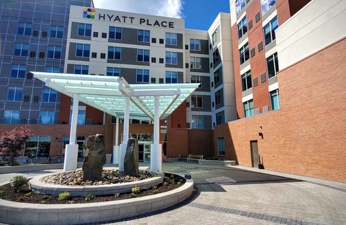 Dilworth Mountain Estates Hotel | Hyatt Place Kelowna