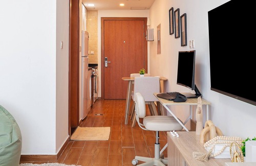 Jumeirah Village Triangle Apartment | Hybrid Chic Living: Luxury-Comfort-Productivity in enchanting Dubai