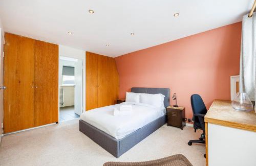 Bayswater Apartment | Hyde Park Adventures