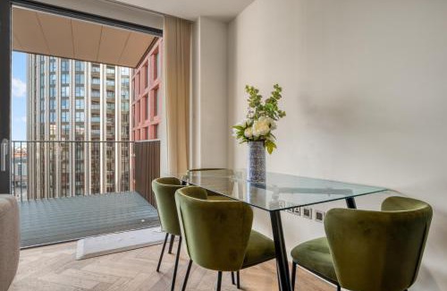 Paddington Apartment | Hyde Park Luxury 2BR 2BA Balcony