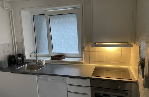 Randers Apartment | Hyggelig Lejlighed tæt på Centrum, tæt på Havn, Seværdigheder og Lærersnstalter