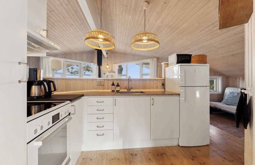 Bøjden House | Hyggeligt sommerhus med havudsigt