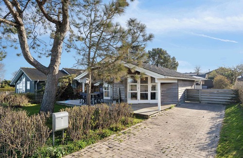 Bøjden House | Hyggeligt sommerhus med havudsigt