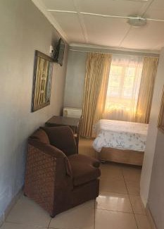 Ethekwini House | I B B Guesthouse
