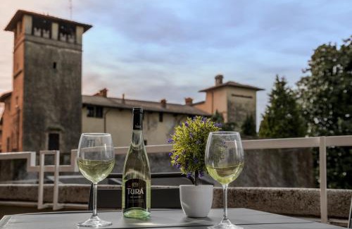 Sesto Calende Apartment | I Papaveri - City center Flat - Leonardo Accademy - MXP - Lakes