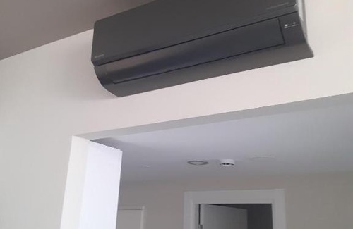 Esenyurt Apartment | İstanbul da Göl ve Şehir Manzaralı, WiFi Erişimli Muhteşem Daire