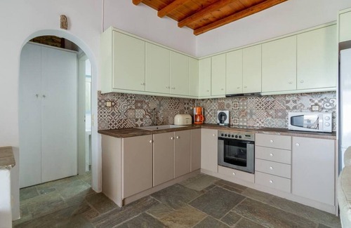 Tinos Town House | Iakovos summer house