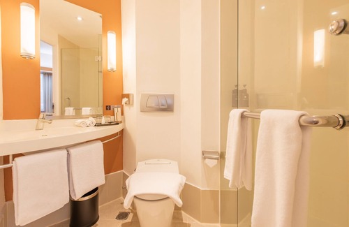 Bandung Hotel | ibis Bandung Trans Studio