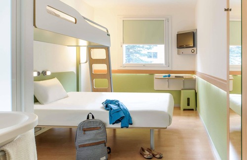 Bastide Hotel | ibis budget Bordeaux Centre Bastide
