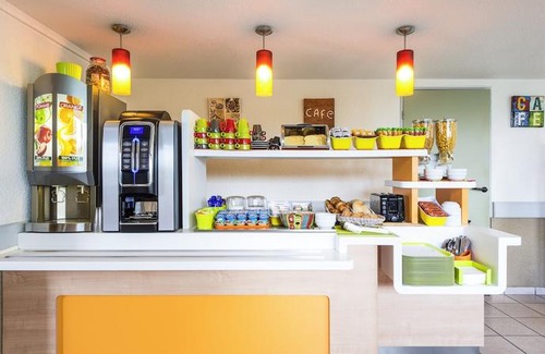 Chatellerault Hotel | ibis budget Chatellerault Nord