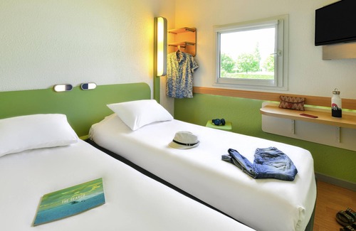 Aubiere Hotel | ibis budget Clermont Ferrand Sud