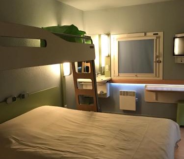 L'Isle-Adam Hotel | ibis budget L'Isle Adam
