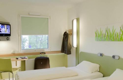 Saint-Menet Hotel | Ibis Budget Marseille Est Porte d'Aubagne