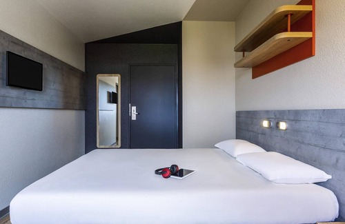 Le Kremlin-Bicetre Hotel | ibis budget Paris Porte d' Italie Ouest