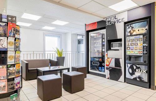 Le Kremlin-Bicetre Hotel | ibis budget Paris Porte d'Italie Ouest