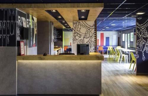 Saint-Cyr-l'Ecole Hotel | ibis budget Versailles Chateau Saint cyr l'Ecole