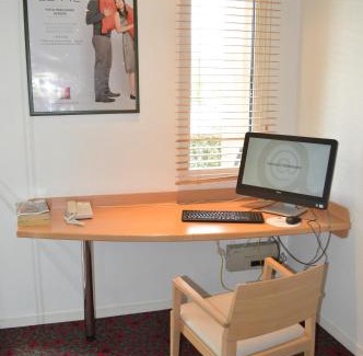 Honfleur Hotel | ibis Honfleur