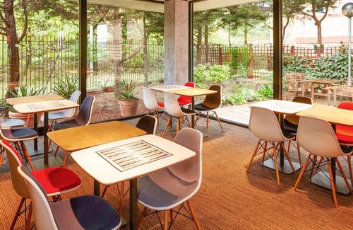 West Thurrock Hotel | ibis London Thurrock M25