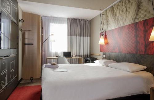Saint Clair Hotel | ibis Lyon Caluire Cité Internationale