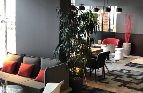 Saint Clair Hotel | ibis Lyon Caluire Cité Internationale