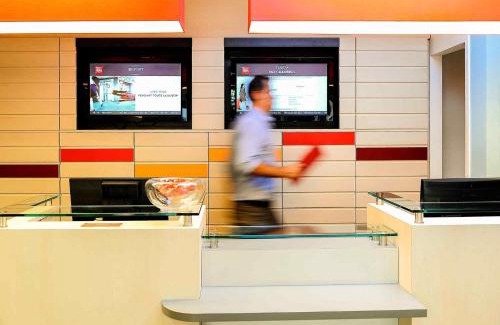 Beynost Hotel | ibis Lyon Est Beynost