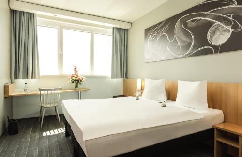 Chaintre Hotel | ibis Macon Sud Crêches