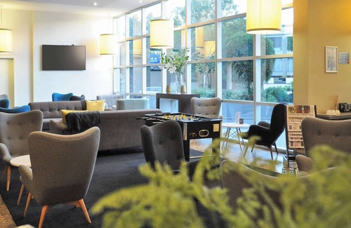 Glen Waverley Hotel | ibis Melbourne Glen Waverley