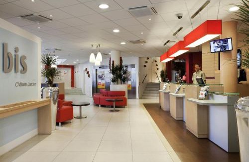 Saint-Vincent-de-Paul Hotel | ibis Paris Gare du Nord Château Landon 10ème