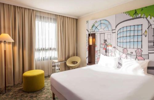 Center Hotel | ibis Styles Evry Courcouronnes Hotel and Events