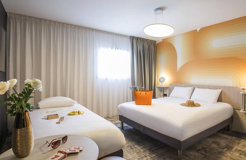 Pertuis Hotel | ibis Styles Pertuis Luberon