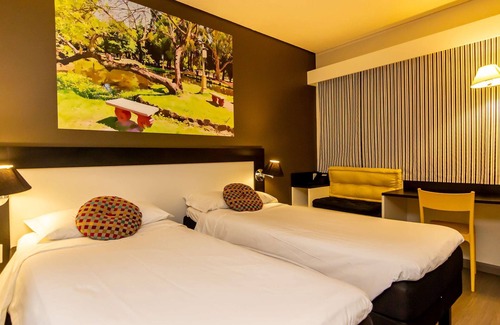 Floresta Hotel | ibis Styles Porto Alegre Centro