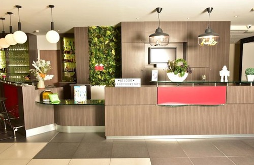 Pont des Demoiselles-Montaudran-La Terrasse Hotel | ibis Styles Toulouse Cite Espace