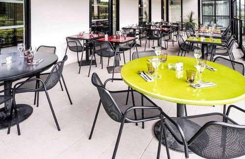 Pont des Demoiselles-Montaudran-La Terrasse Hotel | ibis Styles Toulouse Cite Espace