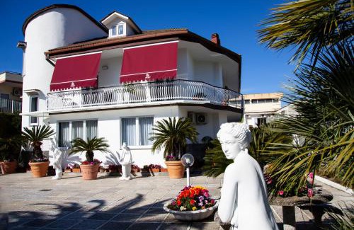 Pozzuoli Bed & Breakfast | Ibisco suites